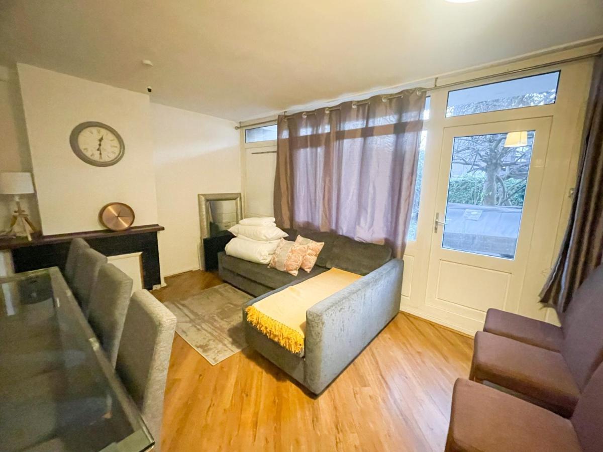 Villa Flat 4, Kingsbury House Londra Esterno foto